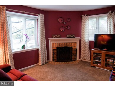 1747 W Chester Pike unit 9, Havertown, PA 19083 - photo 3