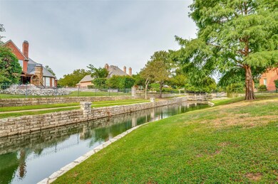 Summertree canal has ducks, fish, turtles and more