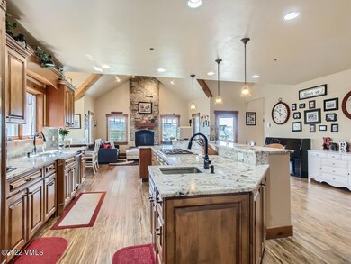 11 Kitchen