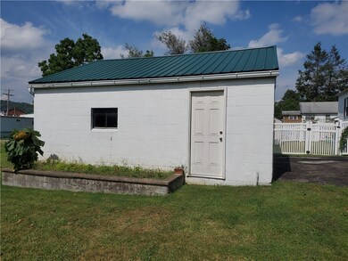 1670 Getty Ave, Indiana, PA 15701 - photo 7