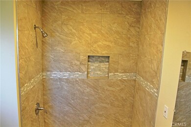 14641 Washington Dr, Fontana, CA 92335 - photo 7