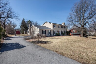 1036 Treeline Dr, Allentown, PA 18103 - photo 2