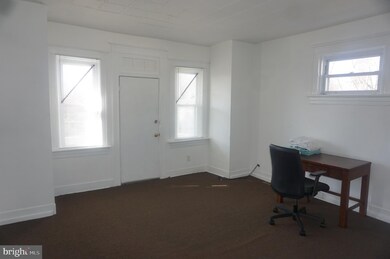 1105 Walnut Ave, Baltimore, MD 21229 - photo 6