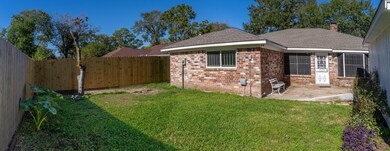 7043 Woodfern Dr, Houston, TX 77040 - photo 7