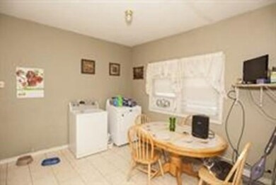 64 Maverick St unit Pkg, Chelsea, MA 02150 - photo 3