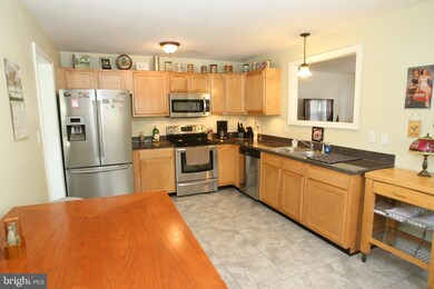 1607 W Willow Run Dr, Wilmington, DE 19805 - photo 5