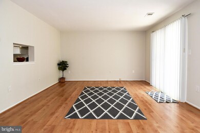 2869 Madeira Ct, Woodbridge, VA 22192 - photo 4