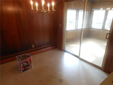 27 Randall St, Greenville, RI 02828 - photo 7