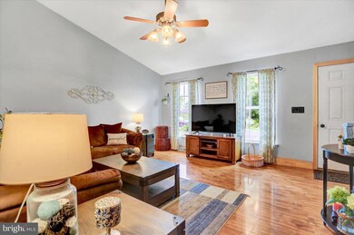 1441 Mallard Dr E, Chambersburg, PA 17202 - photo 6