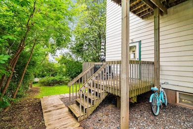 1526 E 1st St, Duluth, MN 55812 - photo 5