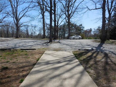 300 River Rd W, Manakin-Sabot, VA 23103 - photo 2