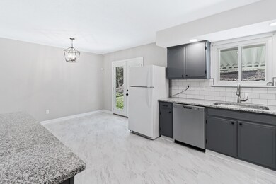 7710 Moses Rd-8