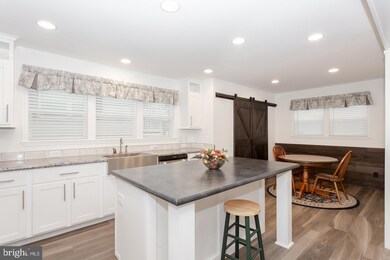 305 W Uwchlan Ave unit 78, Downingtown, PA 19335 - photo 6