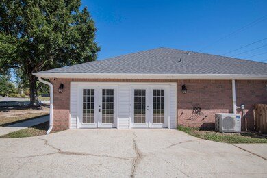 3310 Indian Hills Dr  006