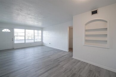 4300 58th St N unit 1907, Kenneth City, FL 33709 - photo 4