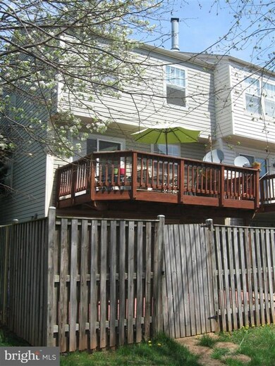 13311 Burkitts Rd, Fairfax, VA 22033 - photo 2