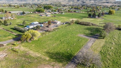 2 S Missimer Rd, Prosser, WA 99350 - photo 4