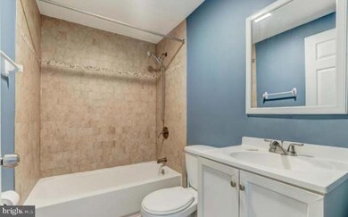 3169 Shiloh Ct, Halethorpe, MD 21227 - photo 7