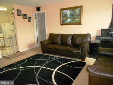 13306 Kilmarnock Way unit H, Germantown, MD 20874 - photo 2