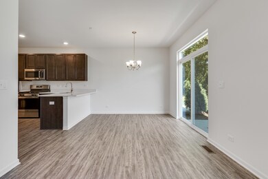 1718 Carlstedt Dr, Aurora, IL 60502 - photo 2