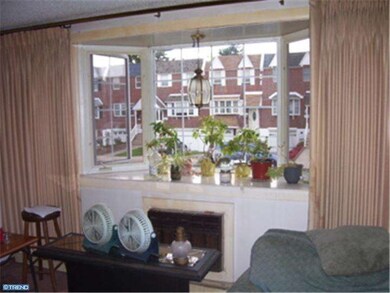 12513 Biscayne Dr, Philadelphia, PA 19154 - photo 2