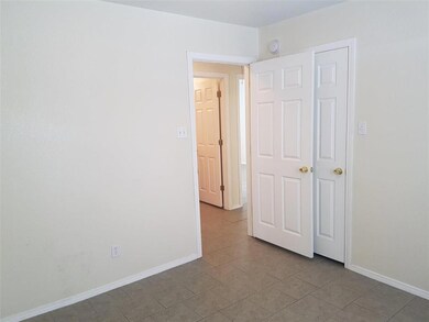225 Blue Bell Ct unit 225, Weatherford, TX 76088 - photo 5