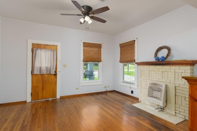 203 S 3rd St, Collins, MS 39428 - photo 3