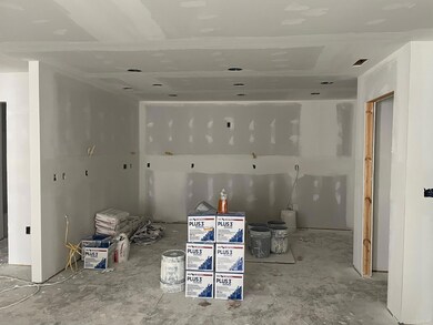 312 E Charter Dr, Muncie, IN 47303 - photo 2