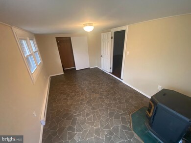 2380 Palmer Rd, Hedgesville, WV 25427 - photo 6