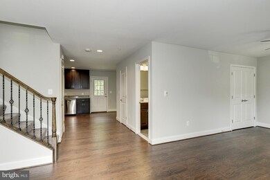 10038 Marguerita Ave, Glenn Dale, MD 20769 - photo 7