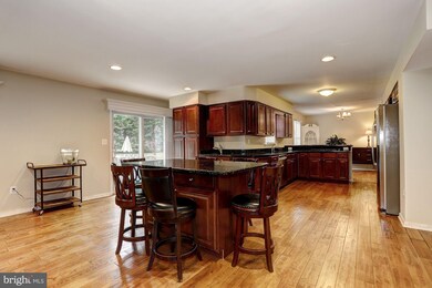 6158 Osage Ct, Sykesville, MD 21784 - photo 2