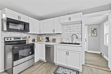 1143 S 23rd St, Manitowoc, WI 54220 - photo 4