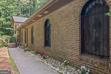 5632 Stillwater Ct, Stone Mountain, GA 30087 - photo 3