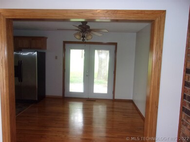 606 Elmwood Dr, Cleveland, OK 74020 - photo 6