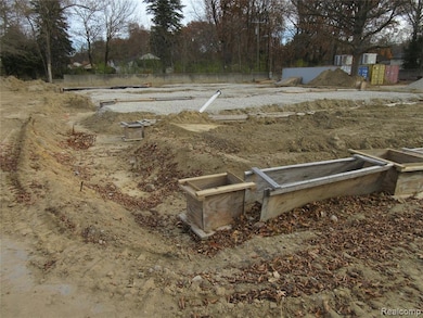 21751 W Nine Mile Rd, Southfield, MI 48075 - photo 6