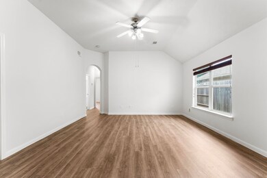 15922 Cottage Ivy Cir, Tomball, TX 77377 - photo 7