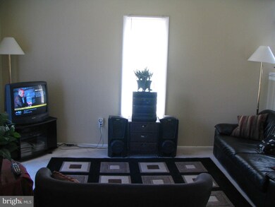 1907 Cavalier Cir, Crofton, MD 21114 - photo 5