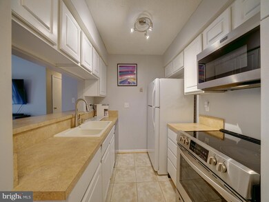 11440 Little Patuxent Pkwy unit 709, Columbia, MD 21044 - photo 4