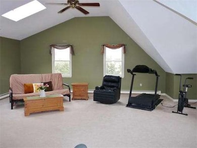 2 Wampanoag Dr, Franklin, MA 02038 - photo 4