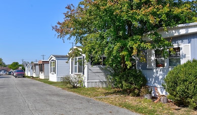 Courtyard Estates (2)