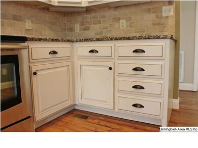 Beautiful cabinets