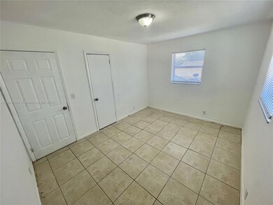 726 21st St unit 4, West Palm Beach, FL 33407 - photo 5