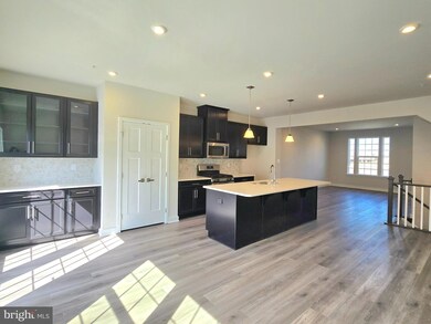 24 Indian Field Ln, Souderton, PA 18964 - photo 2