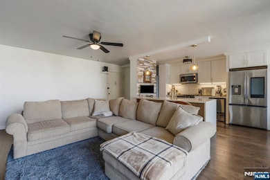 Park Hudson Apartments unit 710, North Bergen, NJ 07047 - photo 3