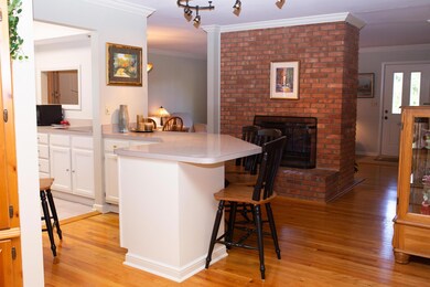21Birchcrest191008