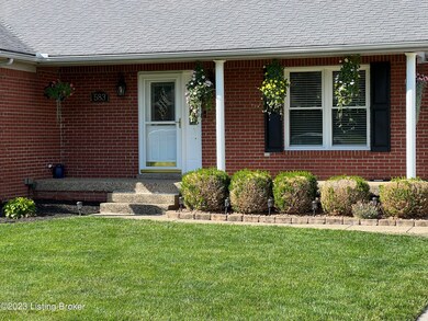 583 Jasper Ln, Mount Washington, KY 40047 - photo 5