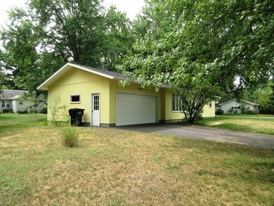 1710 4th Ave N, Menomonie, WI 54751 - photo 2