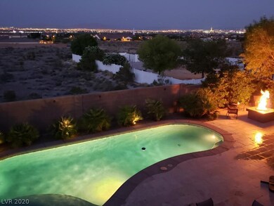 POOL AT NITE WITH CITY/STRIP VIEW ... FIRE PIT