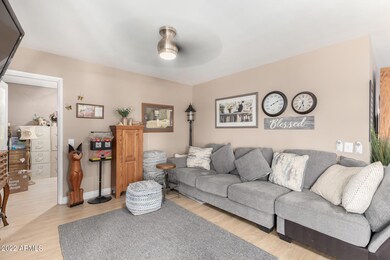 9540 W Briarwood Cir N, Sun City, AZ 85351 - photo 7