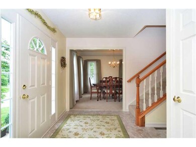 Entry/Foyer.
